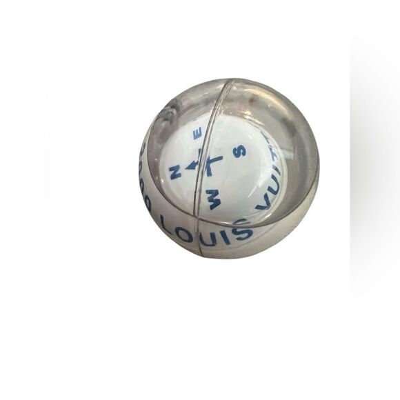 LOUIS VUITTON Cup 2000 Compass Pendant Necklace - Picture 6 of 10